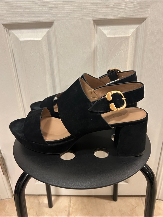 Shoes - Aerosoles Suede Sandals Size 12